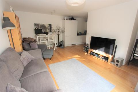 Flat 2, 1 Connaught Avenue, London, E4 7AE