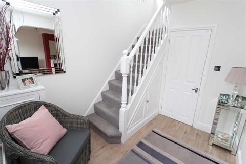 7 Maida Way, London, E4 7JL