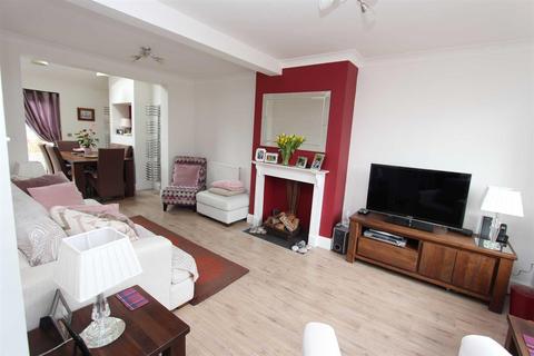 7 Maida Way, London, E4 7JL