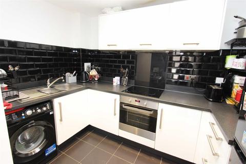 2 Shingly Place, London, E4 6AE