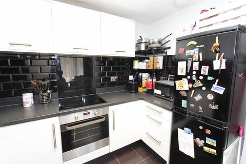 2 Shingly Place, London, E4 6AE