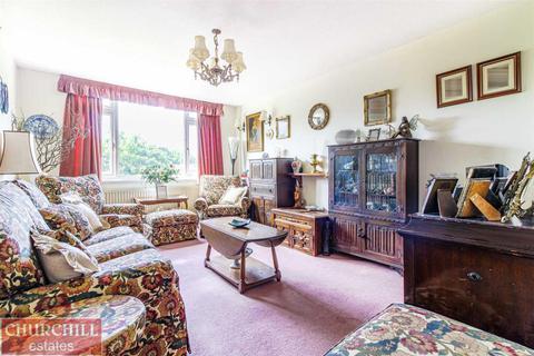30 Roycroft Close, London, E18 1DZ
