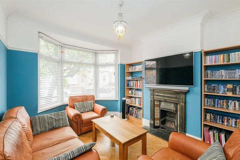 51 Waverley Road, London, E18 1HU