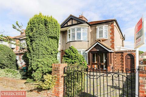 3 bedroom semi-detached house for sale - Cadogan Gardens, South Woodford