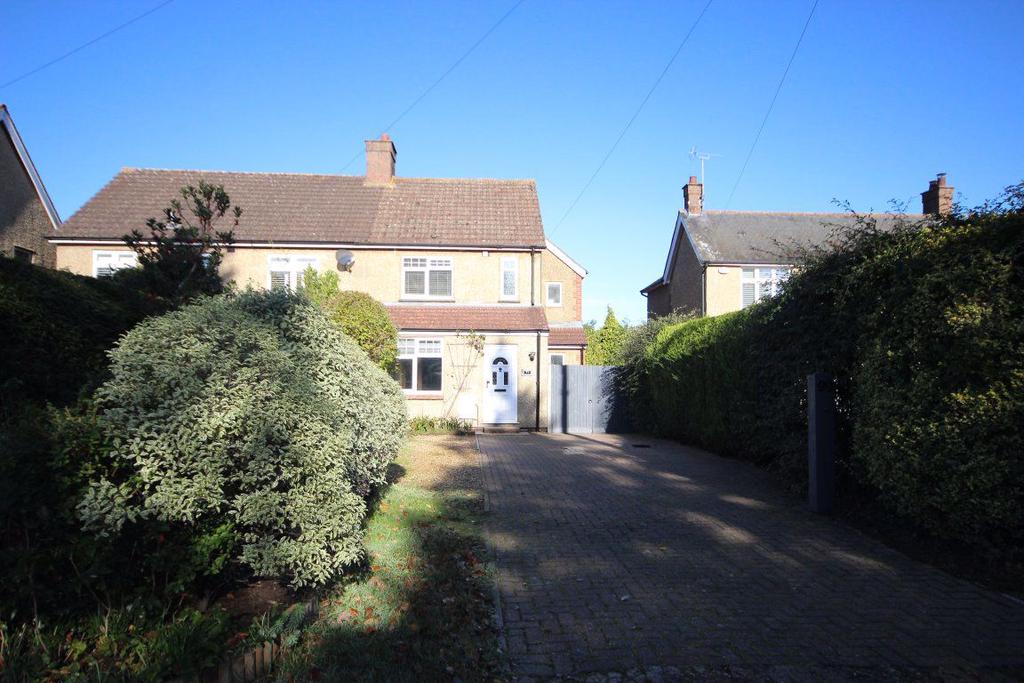 Clophill Road, Maulden, Bedfordshire 3 bed semidetached house £1,600