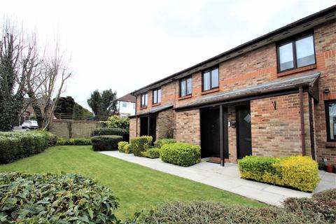 1 Maple Gate, Loughton, IG10 1PS