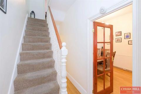 92 Manor Road, Leyton, London, E10 7HN