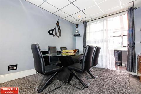 80 Richmond Road, Leytonstone, London, E11 4BU