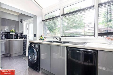 80 Richmond Road, Leytonstone, London, E11 4BU