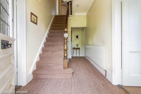 119 Queens Road, Loughton, IG10 1RR