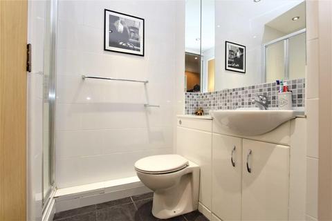 7 Hereward Green, Loughton, IG10 2HE