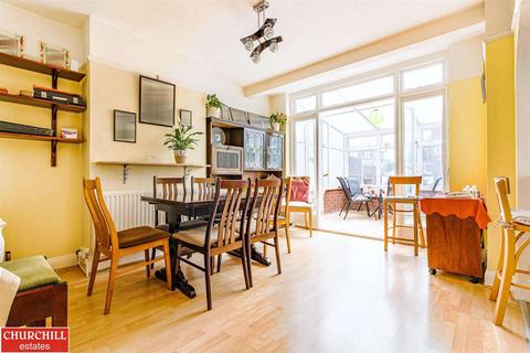 129 Elmcroft Avenue, London, E11 2BS