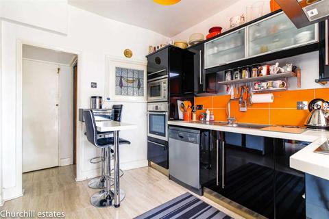 2 Reydon Avenue, London, E11 2JD