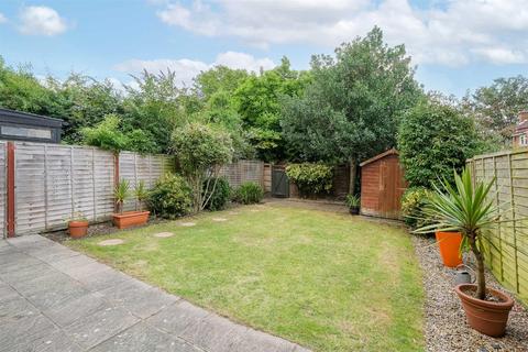 66 Brading Crescent, London, E11 3RR