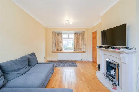66 Brading Crescent, London, E11 3RR
