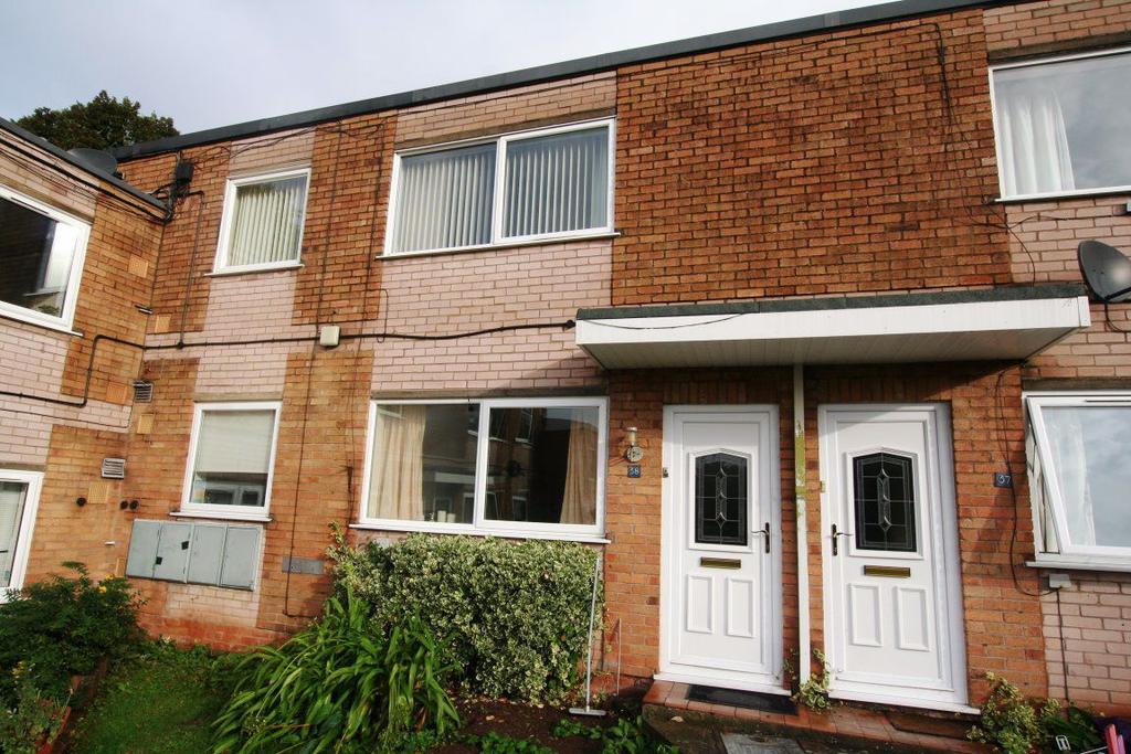 Elmfield Gardens, Worcester 2 bed £650 pcm (£150 pw)