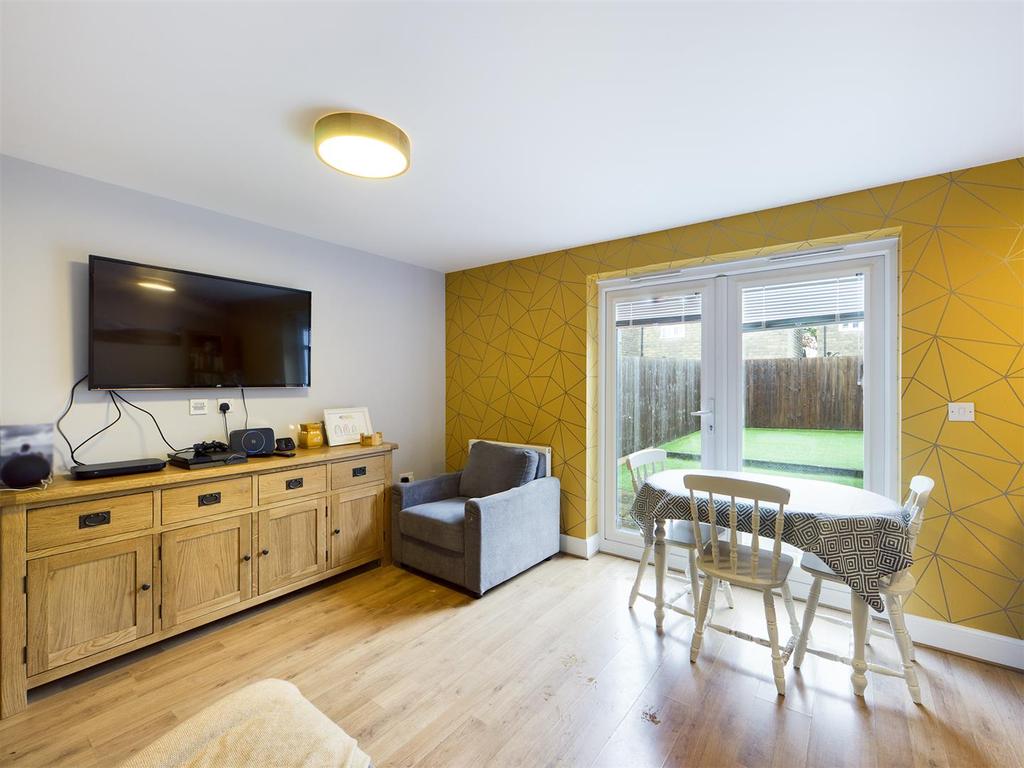 Home On Pottery Gardens, Lancaster 3 bed semidetached house