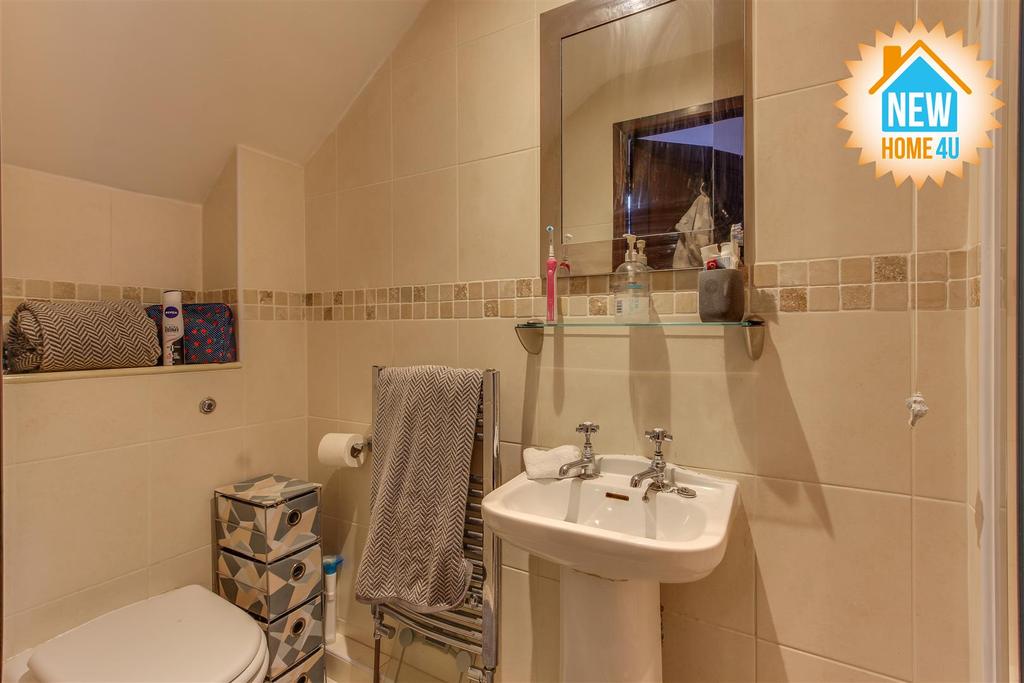 Family bathroom: