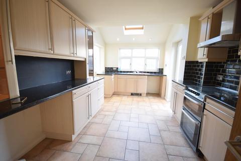 9 Balfour Drive, Rothwell, Kettering, NN14 6DP