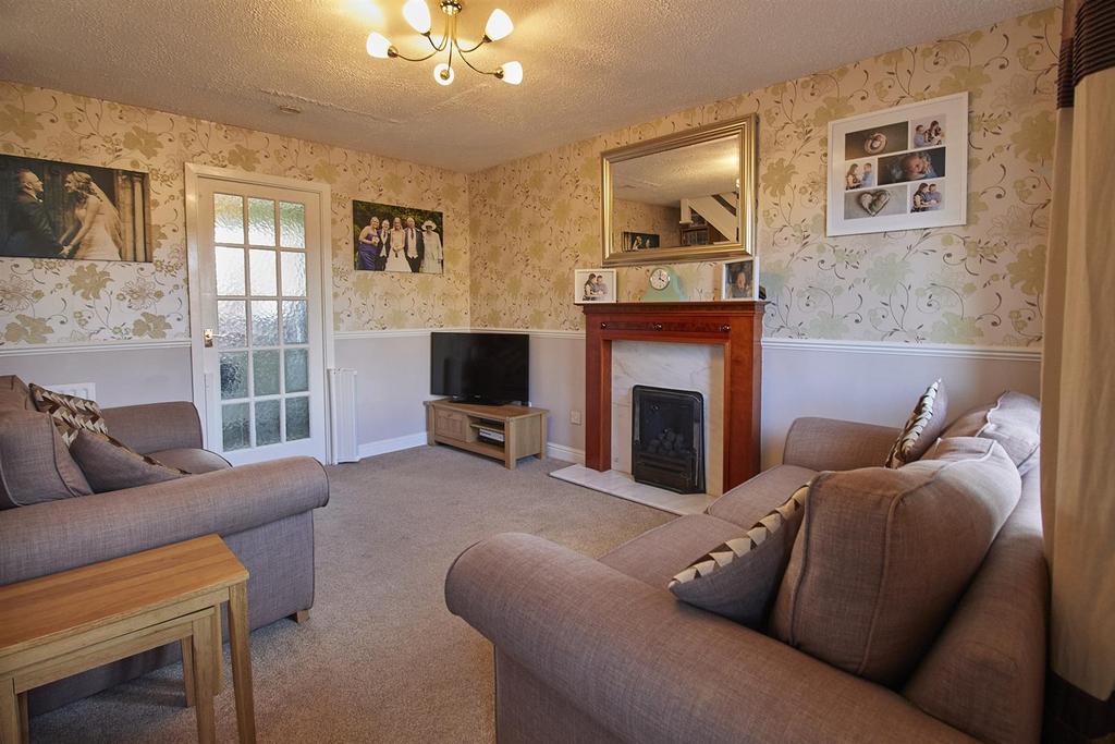 Severn Avenue, Hinckley 2 bed semidetached house £190,000