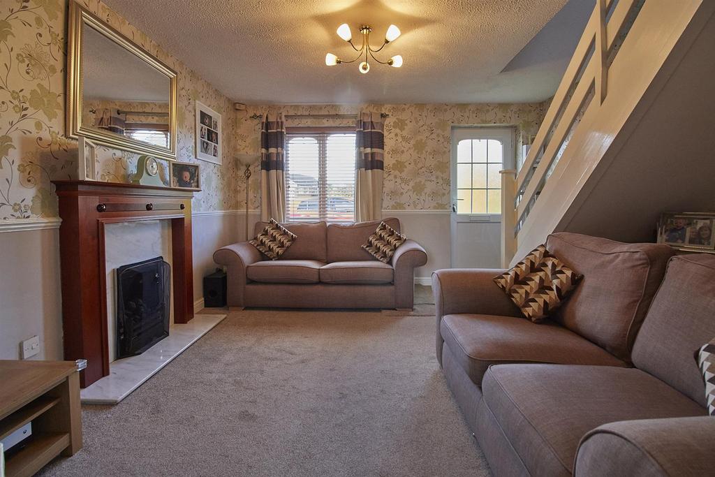Severn Avenue, Hinckley 2 bed semidetached house £190,000