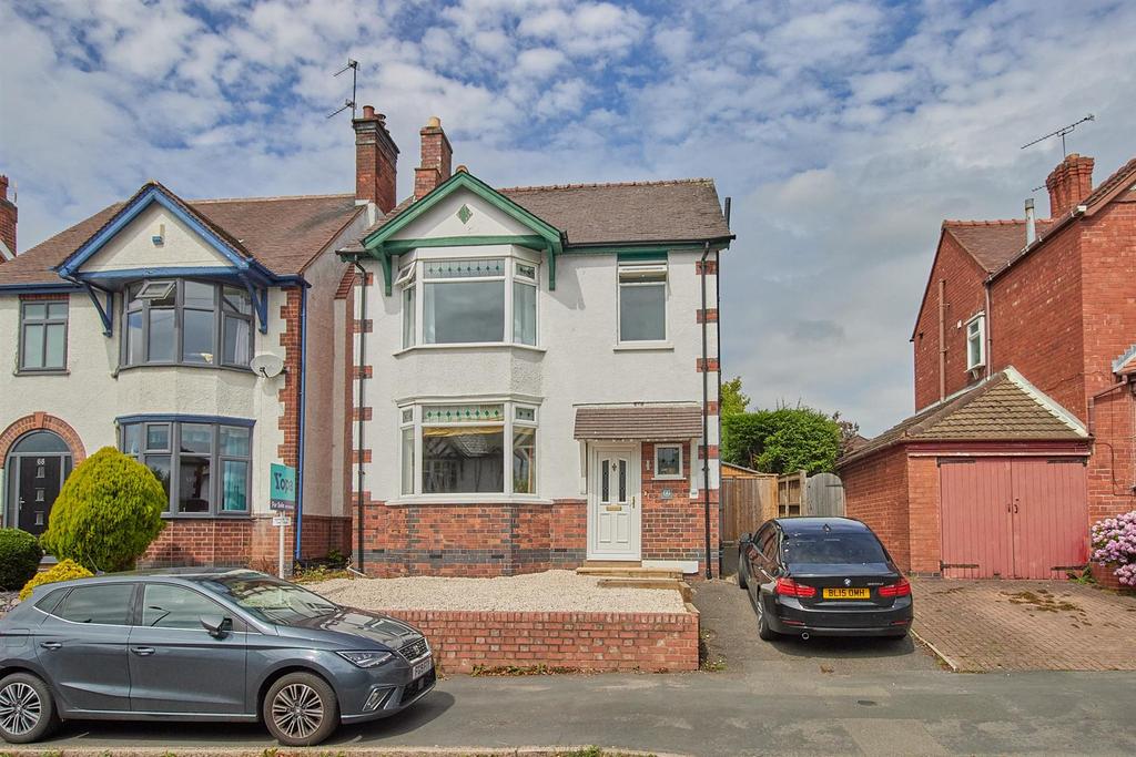 Southfield Road, Hinckley 3 bed detached house £290,000