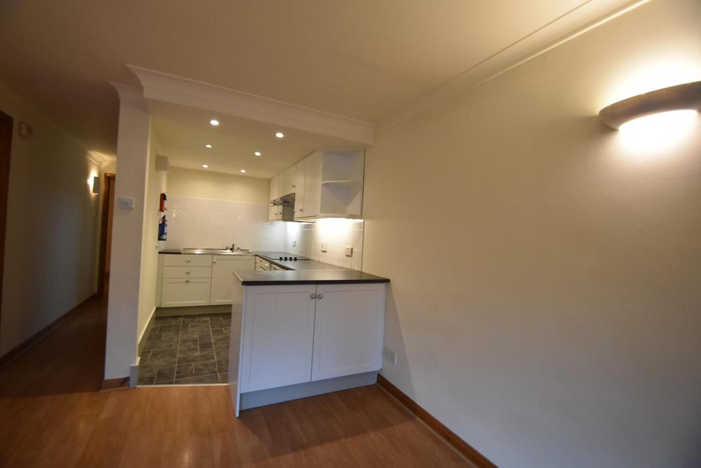 The Riverbank, Clewer Court Road, Windsor, Berkshire, SL4 2 bed