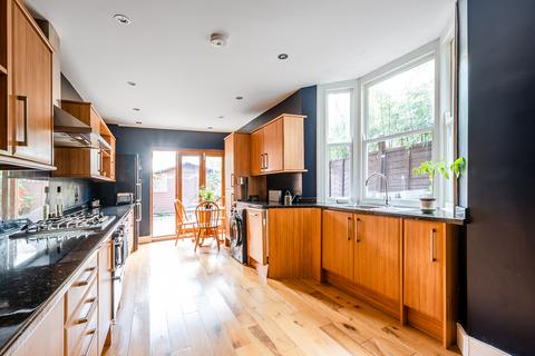 42 Trehurst Street, London, E5 0EB