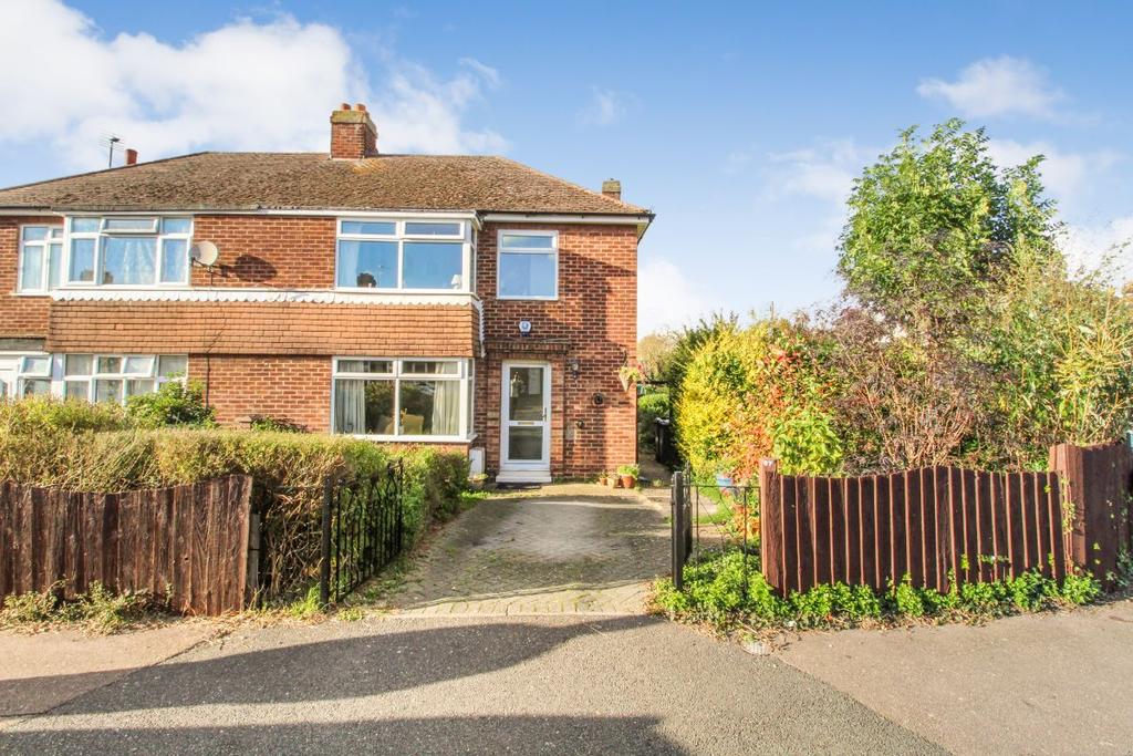 Ditmas Avenue, Kempston, Bedford 3 bed semidetached house £300,000