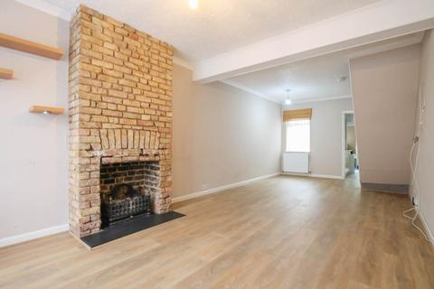 2 bedroom terraced house to rent, Garfield Street, Watford, WD24