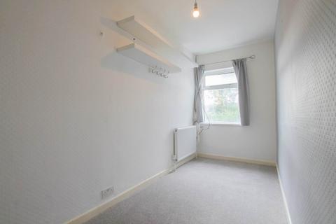 2 bedroom terraced house to rent, Garfield Street, Watford, WD24