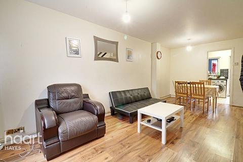 4 Pikestone Close, Hayes, UB4 9QT