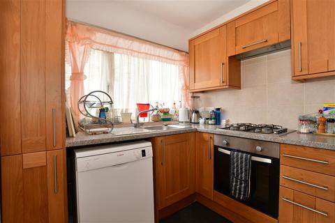 3 Edward Road, Croydon, CR0 6DZ