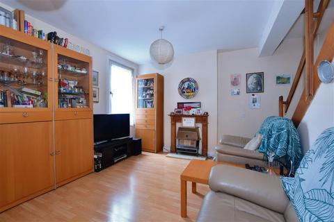 3 Edward Road, Croydon, CR0 6DZ