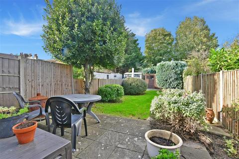 3 Edward Road, Croydon, CR0 6DZ