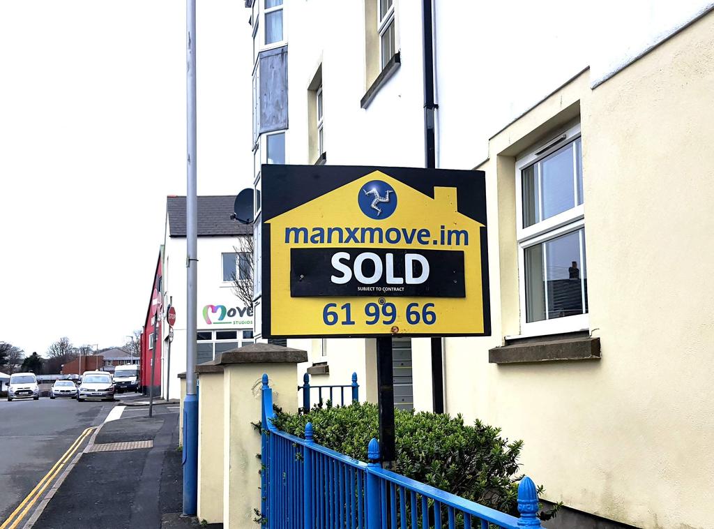 Apartment 13, Westmoreland Court... 2 bed apartment £199,950