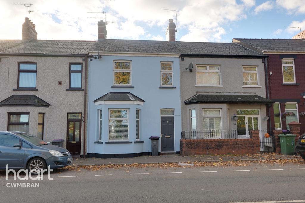 Llantarnam Road, Cwmbran 2 bed terraced house £170,000