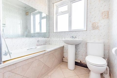 261 Pickhurst Rise, West Wickham, BR4 0AH
