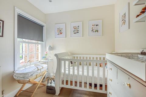 6 Latimer Road, Godalming, GU7 1BL