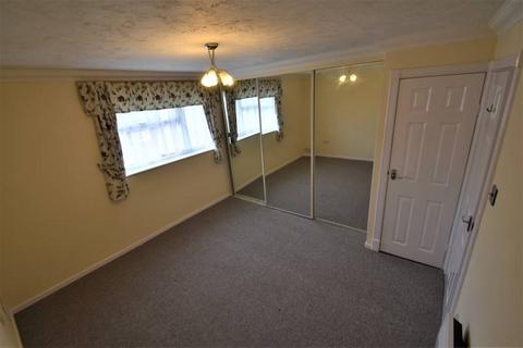 1 bedroom flat to rent, Sumach Close, Eastbourne BN22