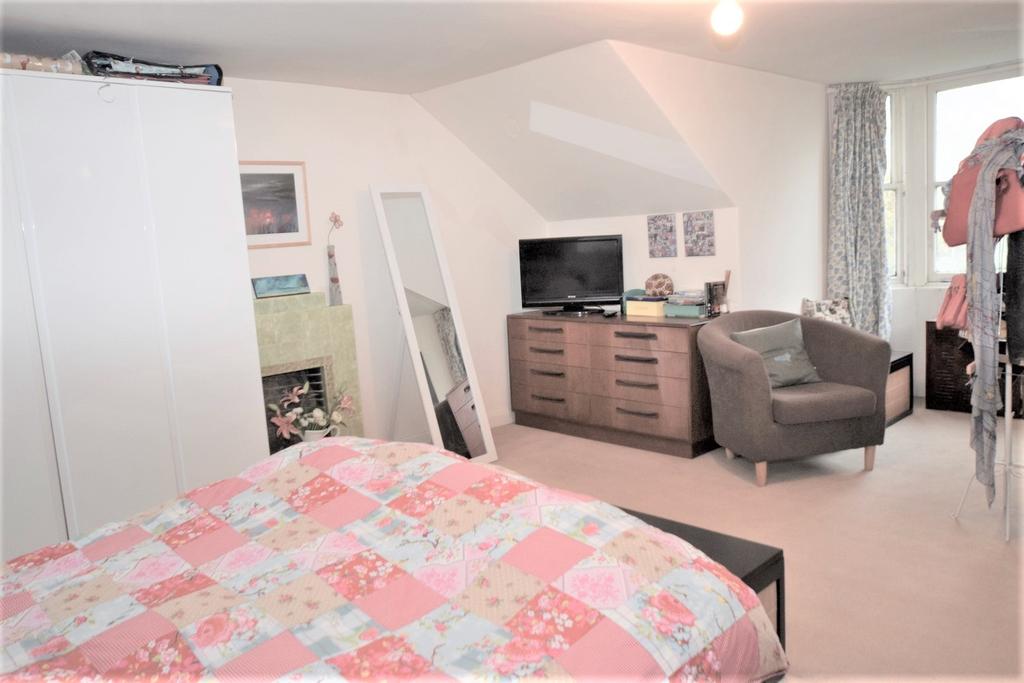 1a Langlands, 26 Edinburgh Road, Dumfries DG1 1 JQ