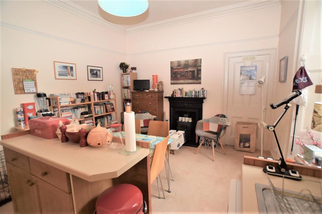 1a Langlands, 26 Edinburgh Road, Dumfries DG1 1 JQ