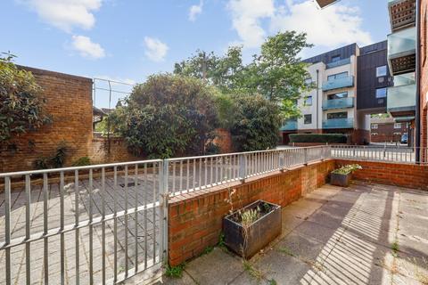 1 bedroom flat to rent, Tiltman Place, Holloway, London