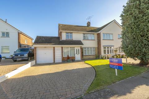 20 Great Lawn, Ongar, CM5 0AA