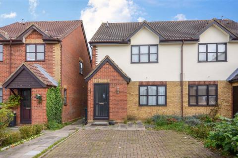 51 Greenacre Close, Northolt, UB5 4DT