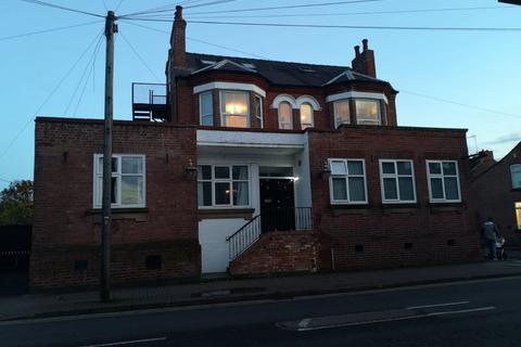 7 bedroom detached house to rent - Queens Road, Beeston, Nottingham