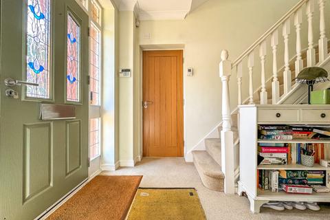 9 Fitzharding Road, Pill, Bristol, BS20 0EH