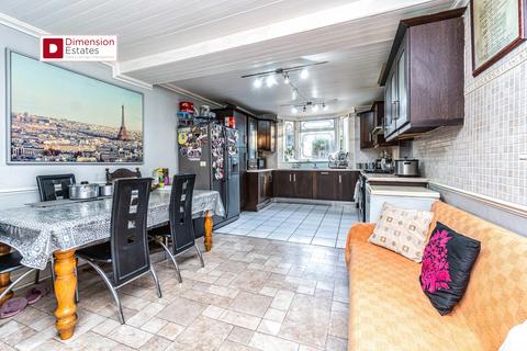 126 Neville Road, London, E7 9QT