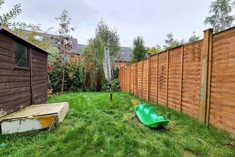 37 Graces Field, Stroud, GL5 4EN