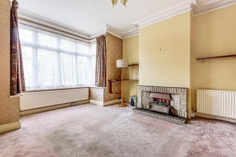 44 Grasmere Road, Lightwater, GU18 5TJ